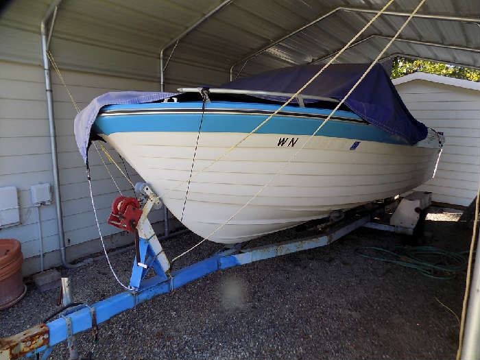 Bellboy 19 ft. boat $5,000 