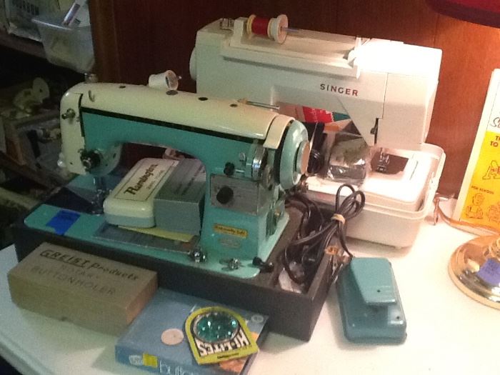 Retro Remington 1960s sewing machine, Singer sewing machine Model 9410