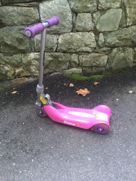 Princess Razor scooter - practically new