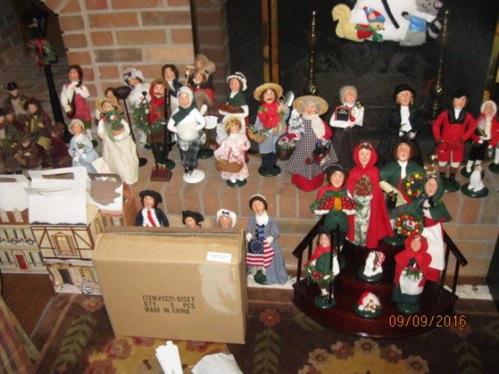 Large assortment of Byer's Carolers