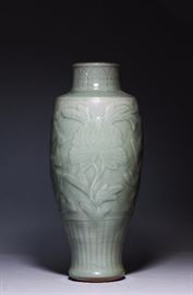 Lot 185 -Longquan Celadon Vase, Ming Dynasty