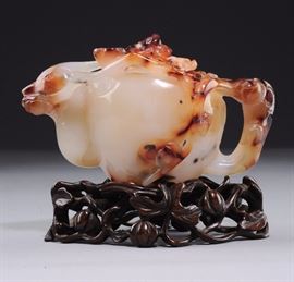 Lot 283 -Scholar's Agate Water Dropper with Wood Base