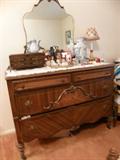 Bedroom set
