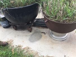 CAST IRON CALDRON AND STEEL CALDRON