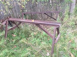 INDUSTRIAL SAW HORSES