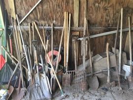 LOTS OF LAWN TOOLS