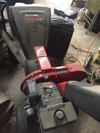 YARD MACHINE CHIPPER 8 HORSEPOWER