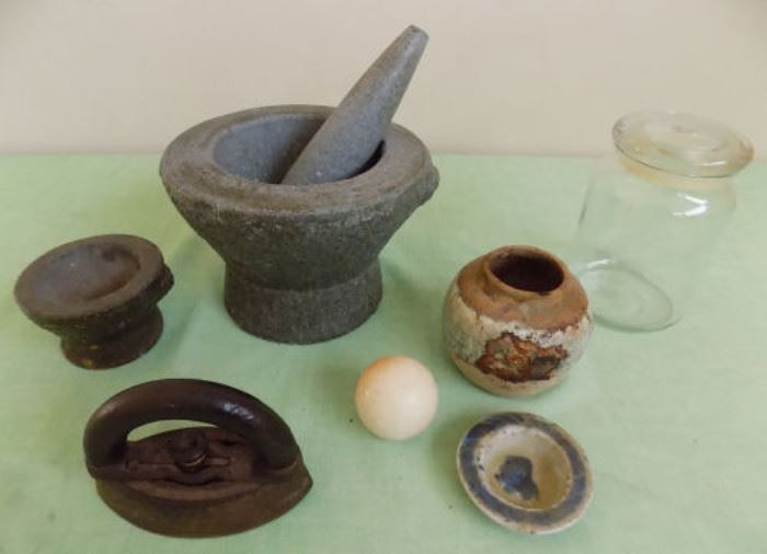 DDC066 Stone Mortars & Pestle, Ceramicware and More

