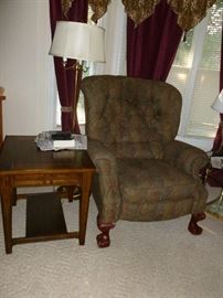 Pair of beautiful recliners