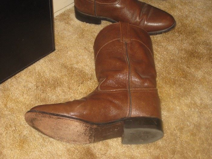 Dan Post boots size 10 1/2