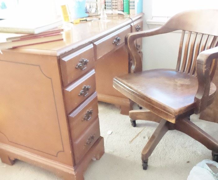 Bedroom suite: maple trundle bed, dressser & mirror, student desk. vintage office chair
