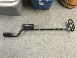 Bounty hunter metal detector
