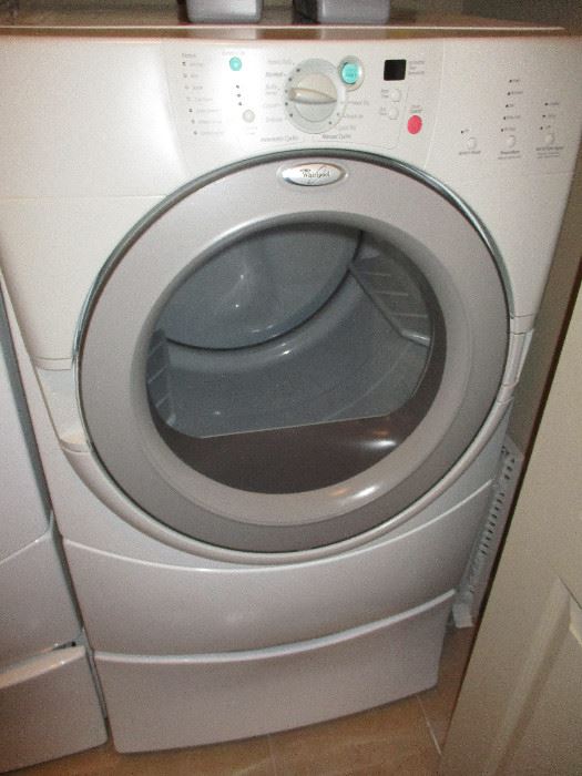 Matching whirlpool front load dryer
