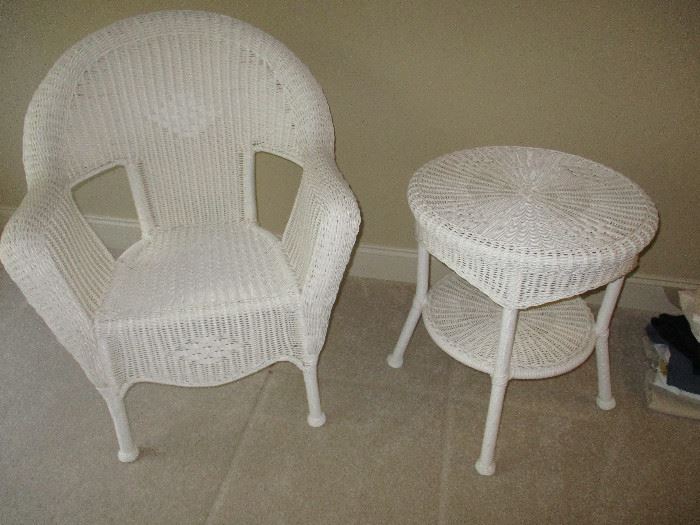 White patio wicker chair & round table
