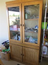 Wood & glass cabinet w/glass shelves 