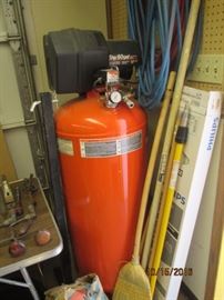 5 HP 60 gallon air compressor