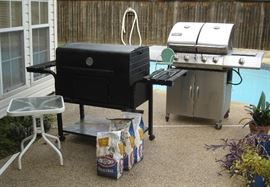 Gas grill, smoker