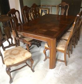 Dining table with 8 chairs extensions and pafs