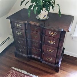 Vintage Chippendale-style small dresser