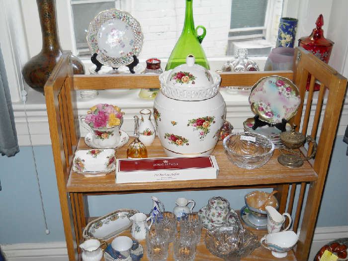 Royal Albert, Cloisonné vase, porcelain, etc.