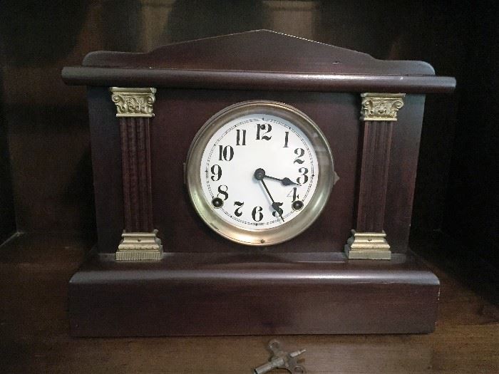 Eight Day Winding clock.  Keeps perfect time.