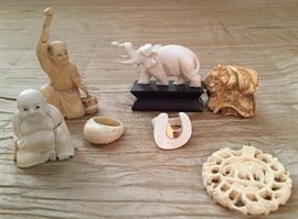 Ivory and bone, 14K Ivory ring. 