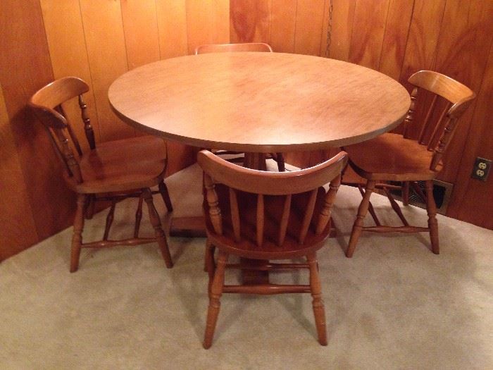 Round Maple Laminate Top Dining Table w/ Four Maple Dining Side Chairs