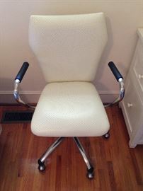 White Faux Leather & Chrome Rolling/Swivel Office Chair