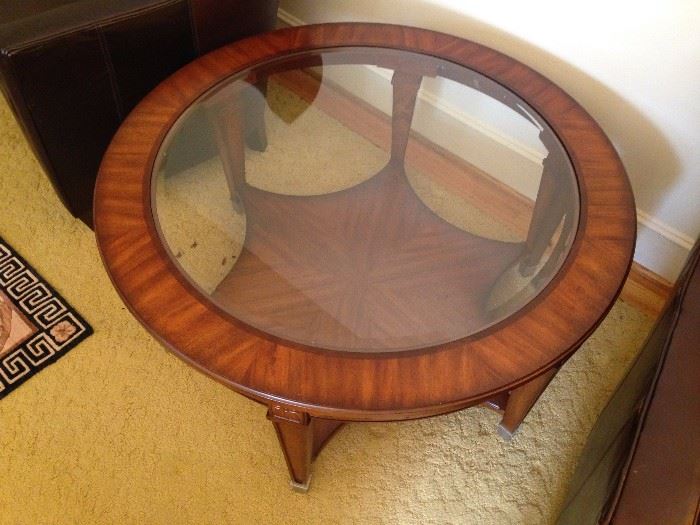 Round Dark Wood Glass Top Coffee Table - Detail