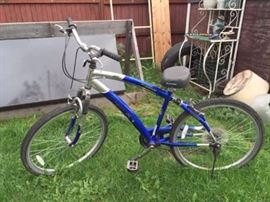 Walt Pawlikowski 3 Day Estate Sale - 10/21/16 to 10/23/16. 4018 E 2nd St, Superior, WI. www.estateofvalue.com