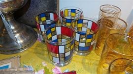 Vintage Mod Georges Briard Glass Set