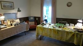 Assorted Vintage Costume Jewelry