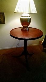 leather top mahogany side table & brass lamp