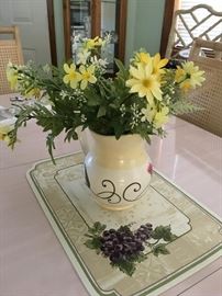 Pretty silk arrangement in nice vase