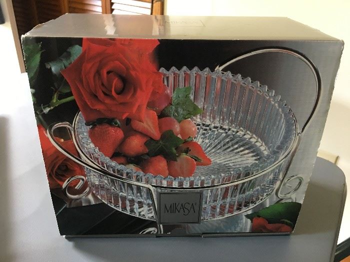 Glass dish, new in box, never used