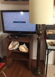 Samsung 32" color TV (Model LN32D403) - manuf. May 2012; Stiffel floor lamp, giant conch shells (just 2 of MANY sea shells)