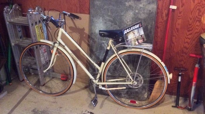 1970's Raleigh bicycle with original manual & warranty. Also Krause "Multimatic" folding ladder