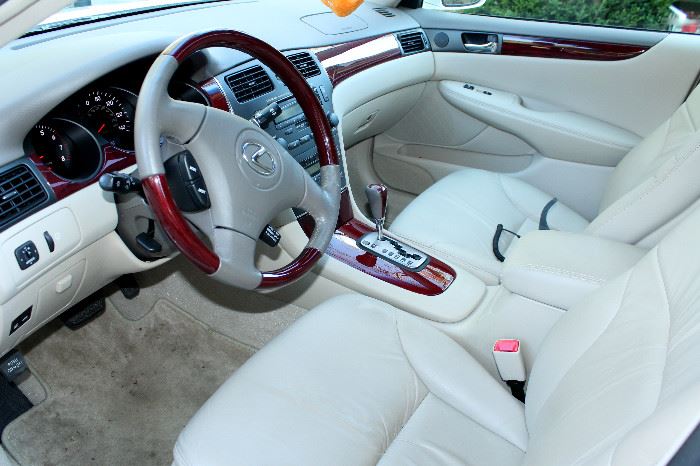 2004 Lexus ES 330 with 13,647 miles! White with tan leather interior and sunroof - 1 owner