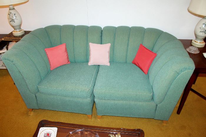 Vintage Kroehler 3-piece sectional sofa (makes sofa or loveseat and chair)