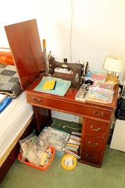 Vintage White Rotary sewing machine