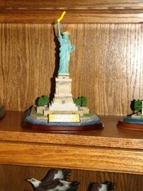 Lighted Statue of Liberty - Danbury Mint