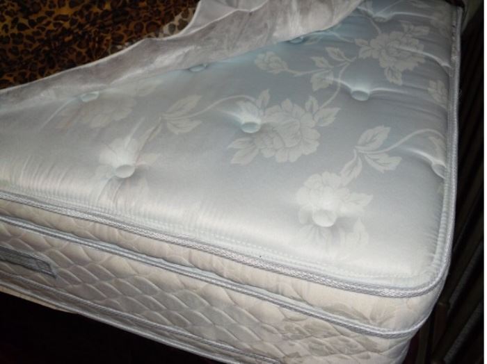 Queen Mattress and Boxspring 
