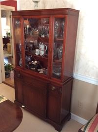 China Cabinet - Sheraton Style - 