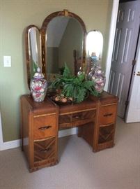 Waterfall Vanity - with triple mirror