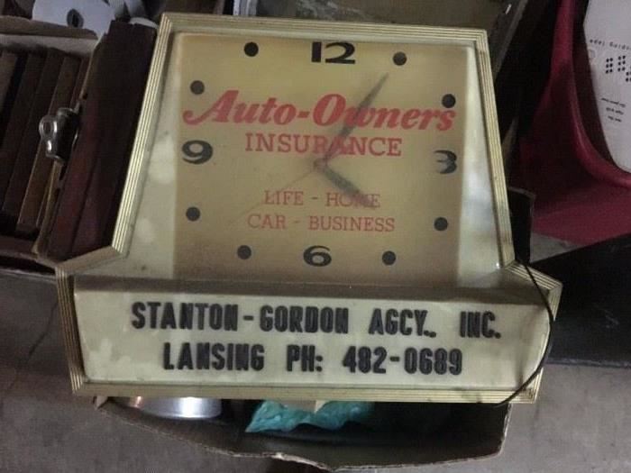 CLOCK AUTO OWNERS