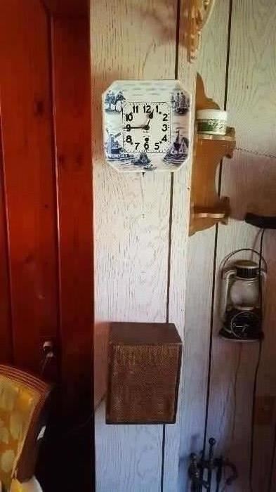Vintage clock and speaker