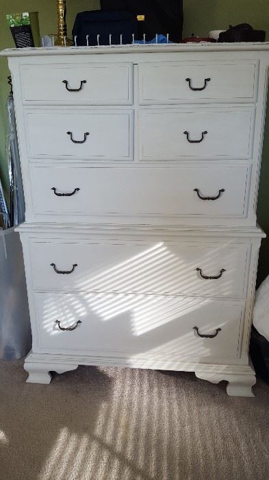 Bedroom set includes 2 dressers, bedside table, and full headboard.
