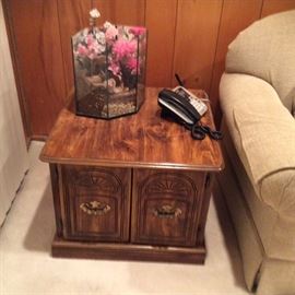 ONE OF 2 END TABLES