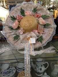 CHARMING VINTAGE HAT