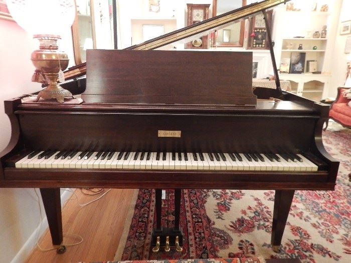 Sargent by Baldwin Baby Grand Piano
